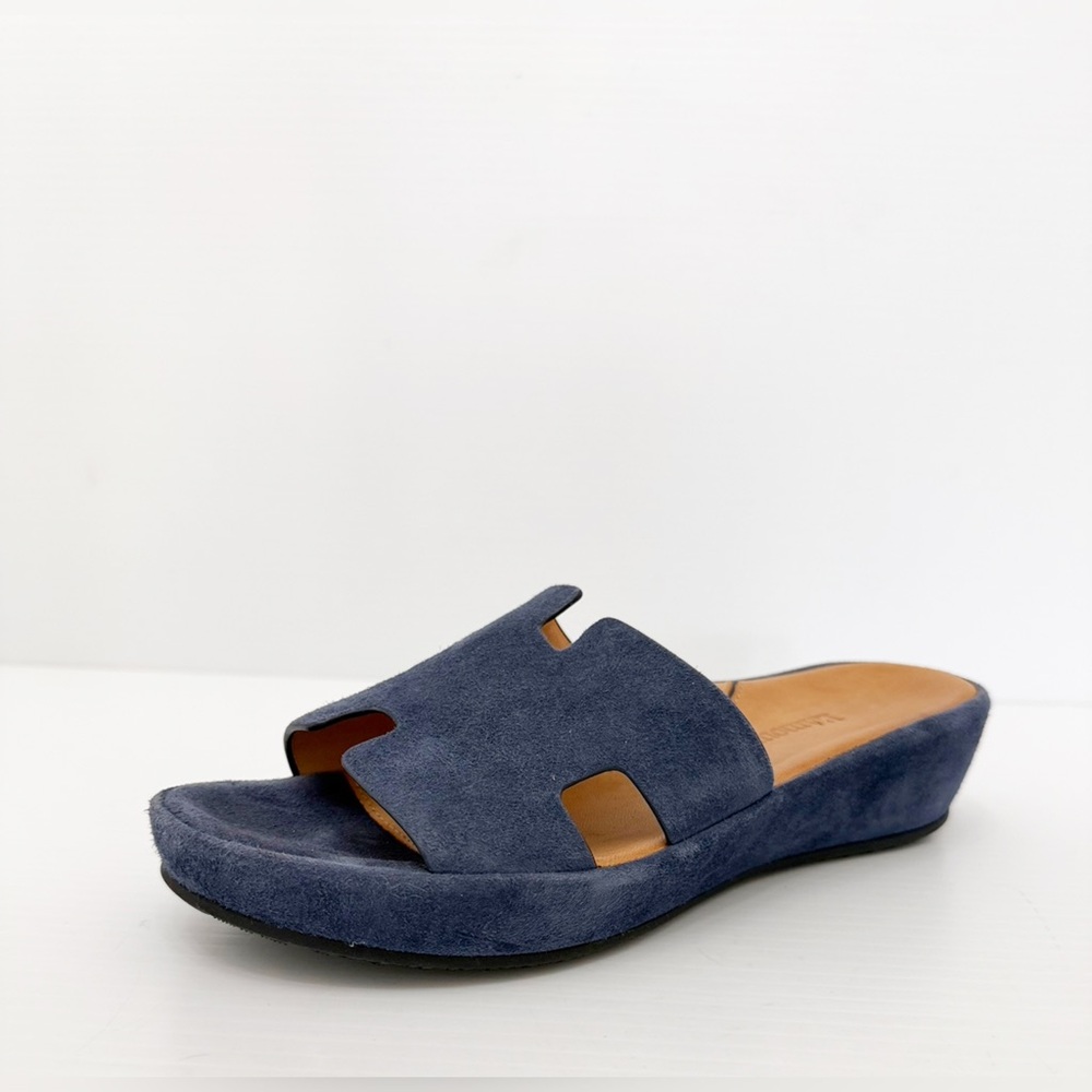 L'Amour Des Pieds Catiana Women's Navy Leather Slip On Sandals - 6.5